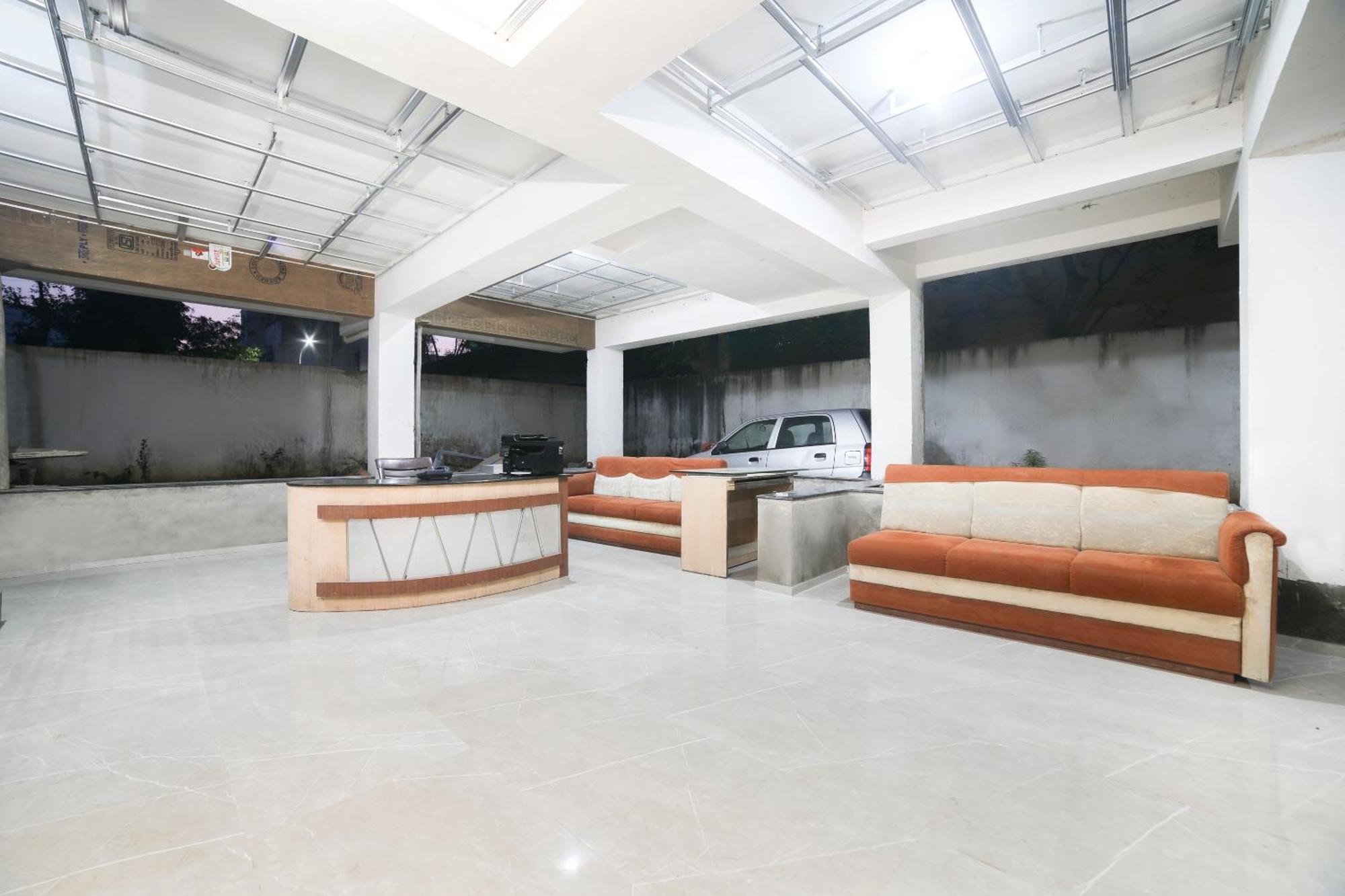 Hotel O Club Metro Nagpur Esterno foto