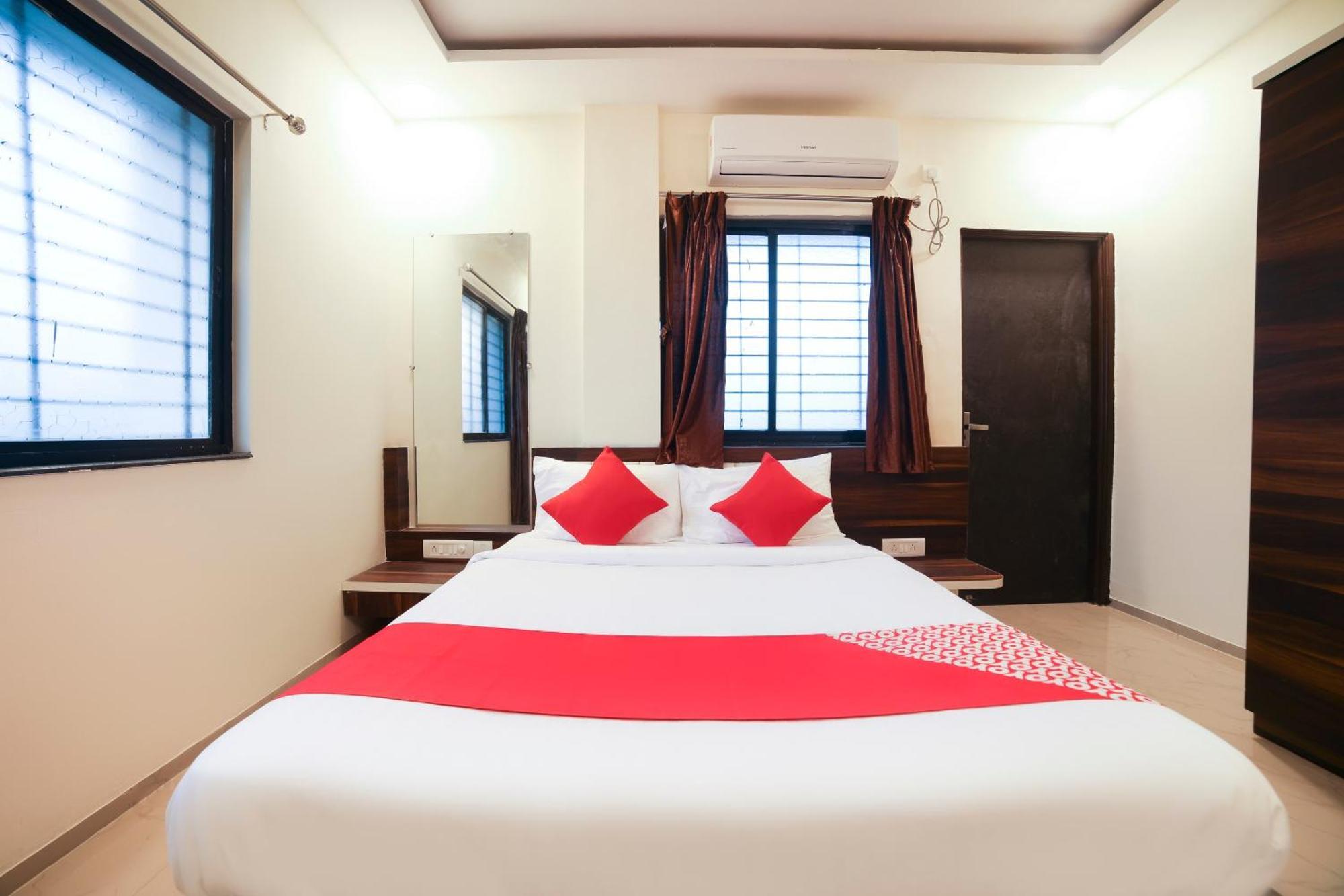 Hotel O Club Metro Nagpur Esterno foto