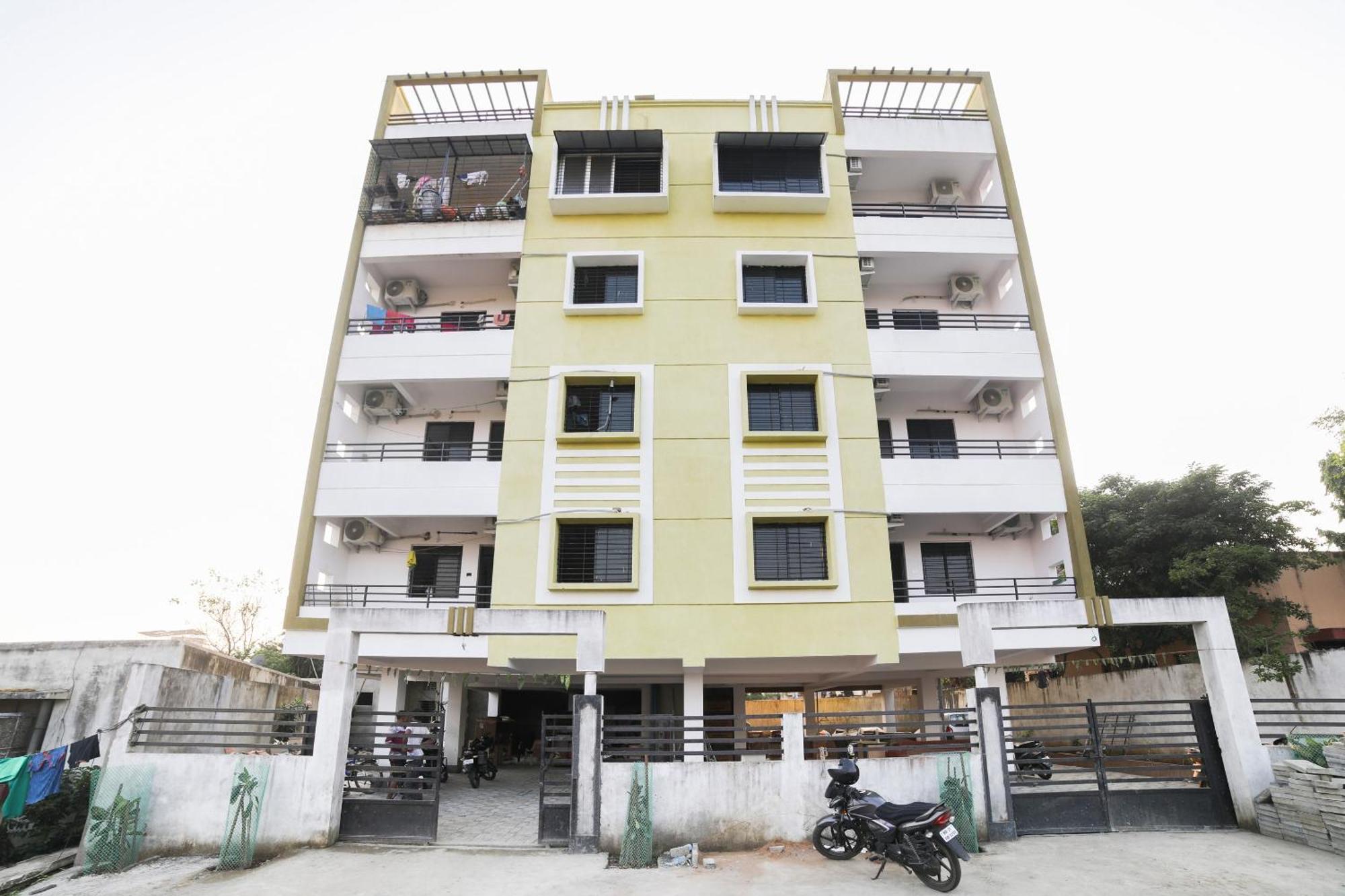 Hotel O Club Metro Nagpur Esterno foto